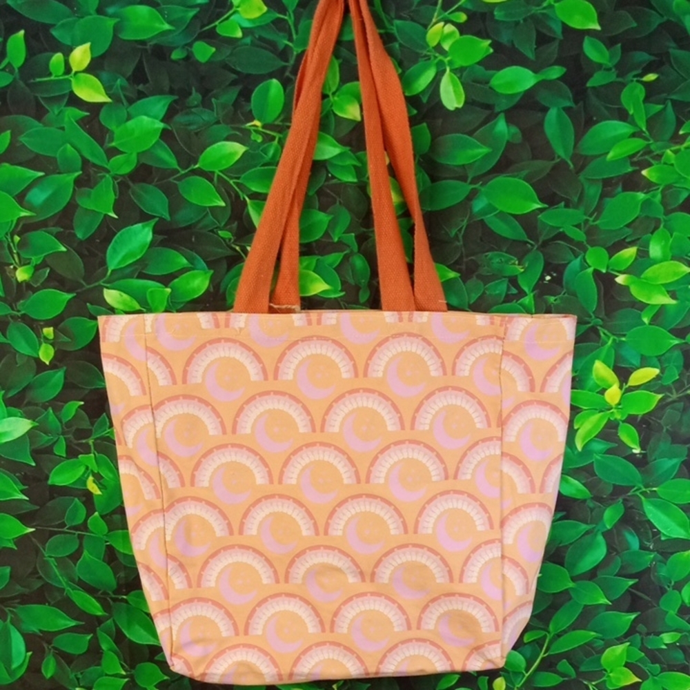 👜 Pink and Orange Patterned Tote Bag